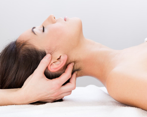 Massage crânien, nuque et épaules